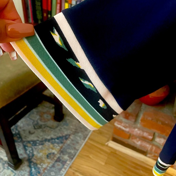 Women’s top LP.  Ann Taylor Factory. - Picture 4 of 7